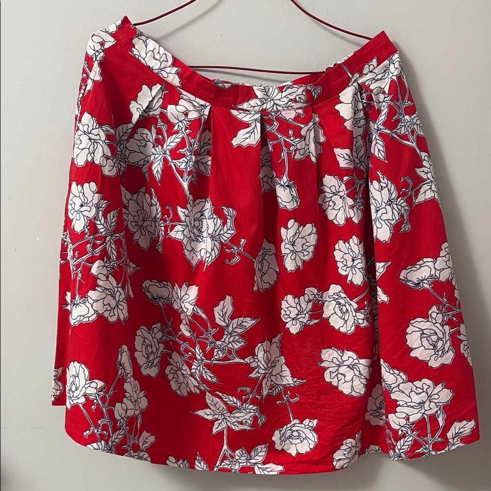 Le Chateau Red Bubble Mini Skirt with Pleats